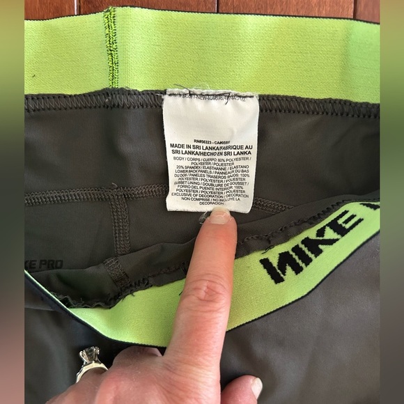 Women's Nike Pro Dri Fit Leggings Size Medium - Picture 3 of 4